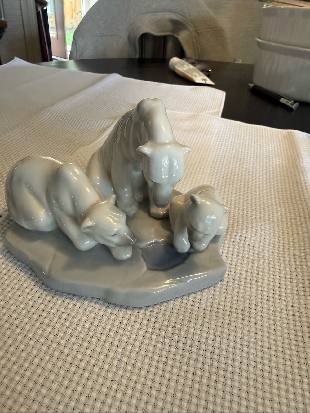 Lladro White Glazed Porcelain Bear Family Figurine